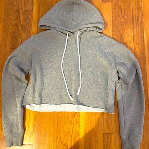 Grey cropped sweatshirt